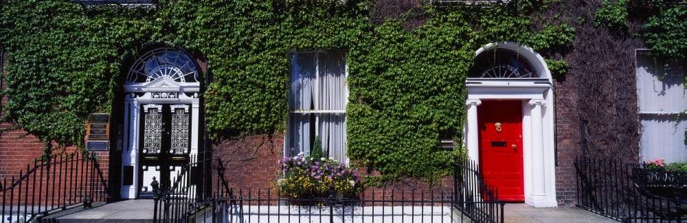 Posterazzi Georgian Doors Fitzwilliam Square Dublin Ireland Canvas Art - The Irish Image Collection Design Pics (44 x 14)