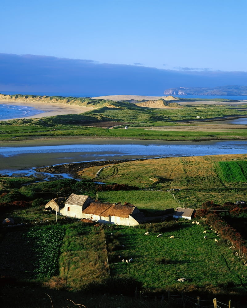 Posterazzi Gort A Choirce (Gortahork) Co Donegal Ireland Canvas Art - The Irish Image Collection Design Pics (26 x 34)