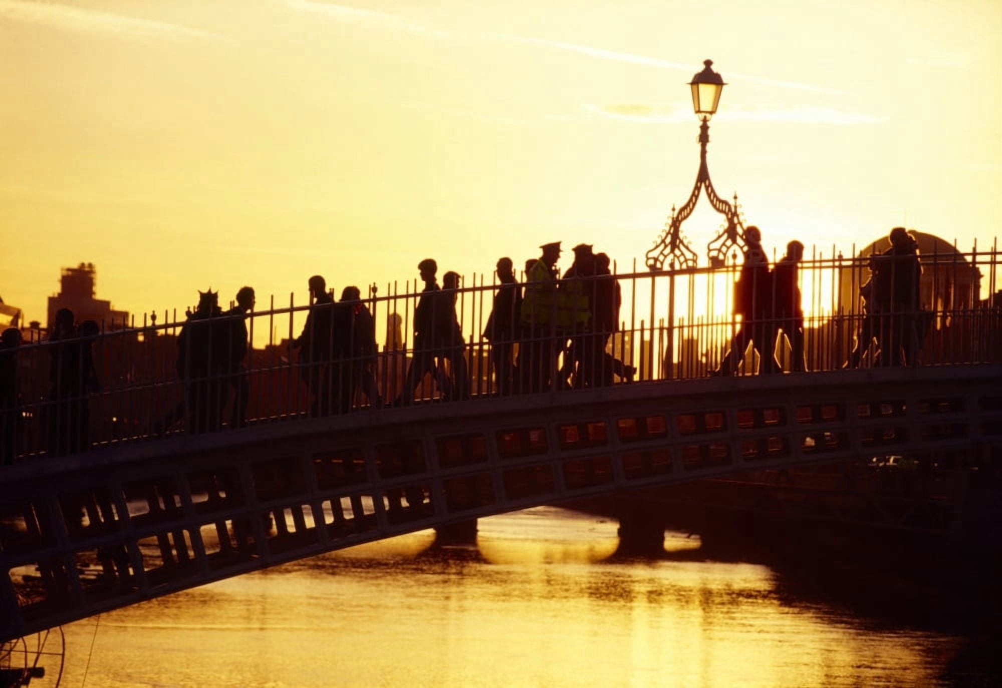 Posterazzi Hapenny Bridge Dublin Co Dublin Ireland 19Th Century Bridge Over The River Liffey Canvas Art - The Irish Image Collection Design Pics (36 x 24)