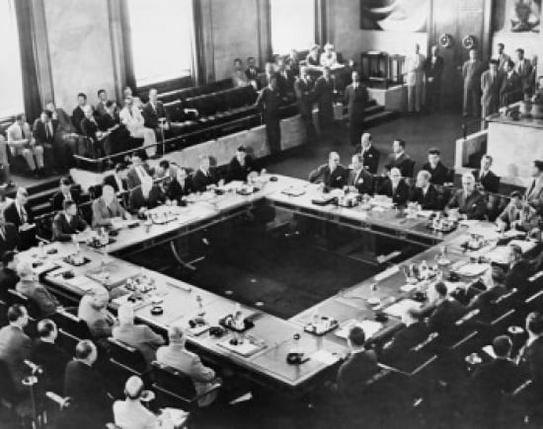Posterazzi High angle view of a group of people in a conference Big Four Conference Geneva Switzerland July 1955 Canvas Art - (24 x 36)