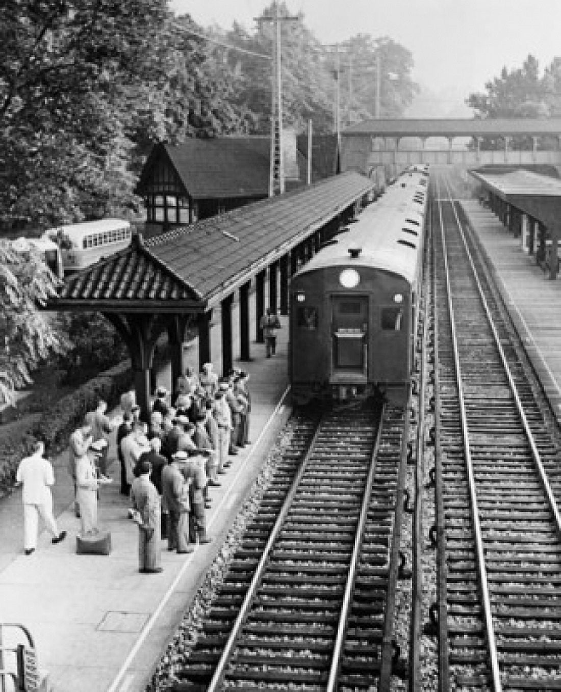 Posterazzi High angle view of passengers waiting on a railroad station platform New York State USA Canvas Art - (24 x 36)