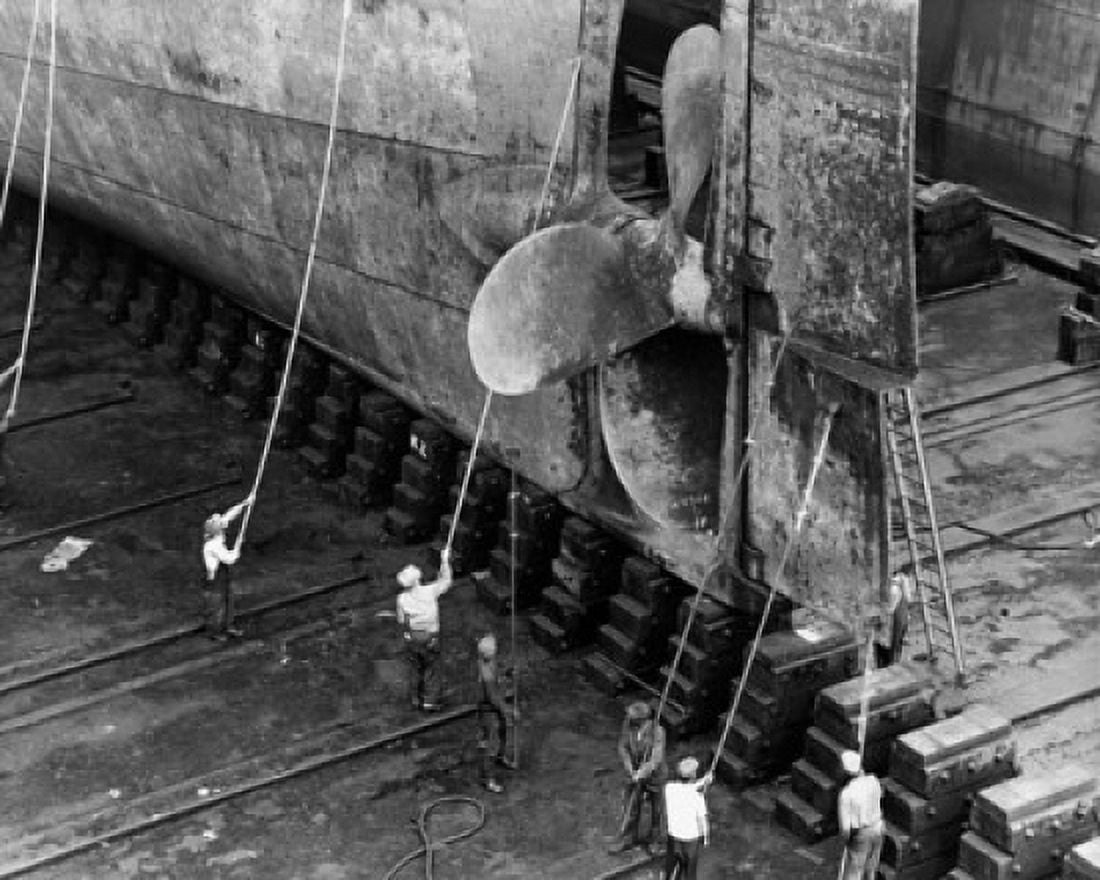 Posterazzi High angle view of workers scraping ship hull on a dry dock Baltimore Maryland Canvas Art - (24 x 36)