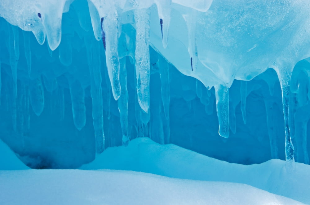 Posterazzi Ice Detail On Bruce Peninsula Georgian Bay Canvas Art - Mike Grandmaison Design Pics (36 x 24)