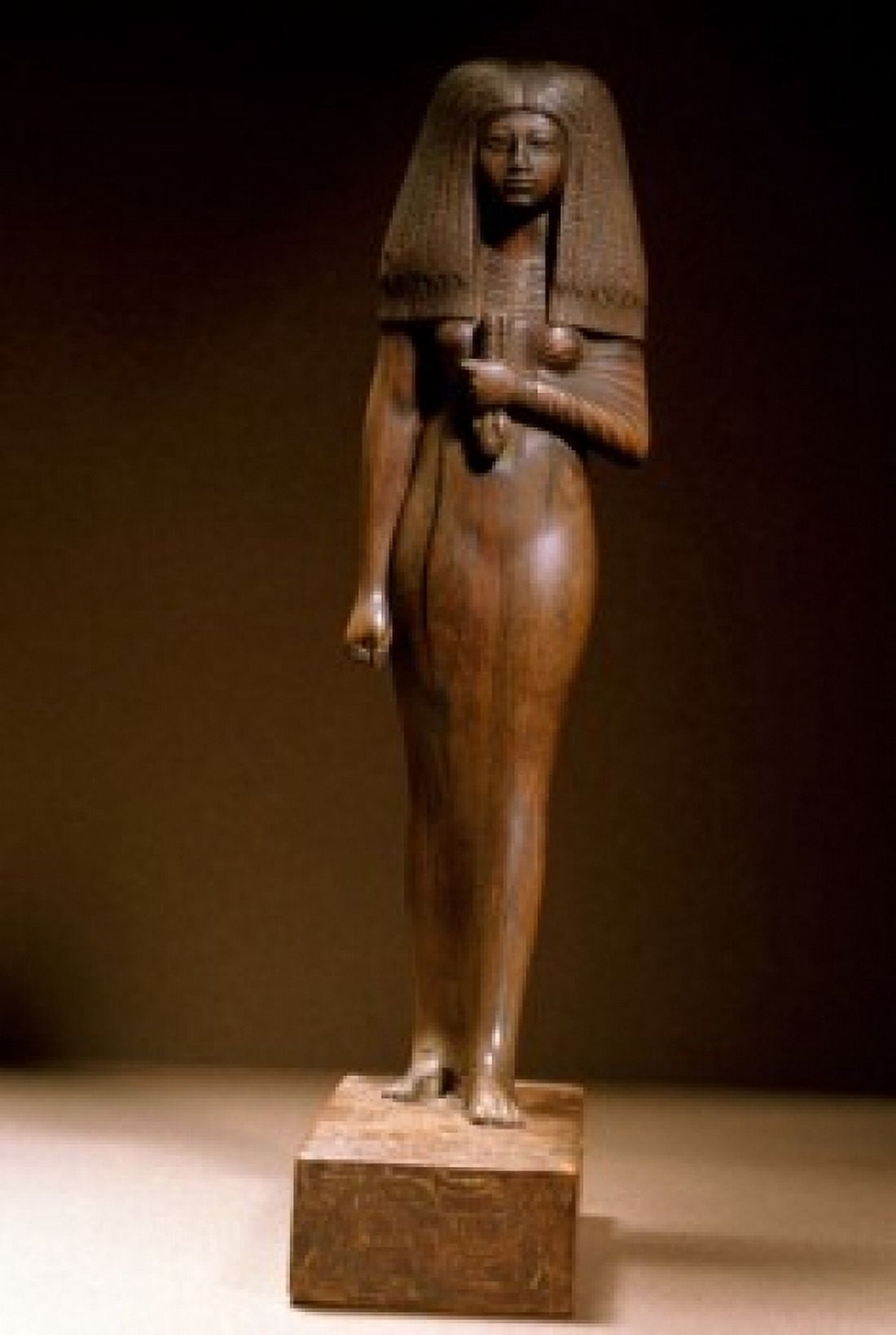 Posterazzi Lady Touy sculpture France Paris Musee du Louvre Canvas Art - (24 x 36)