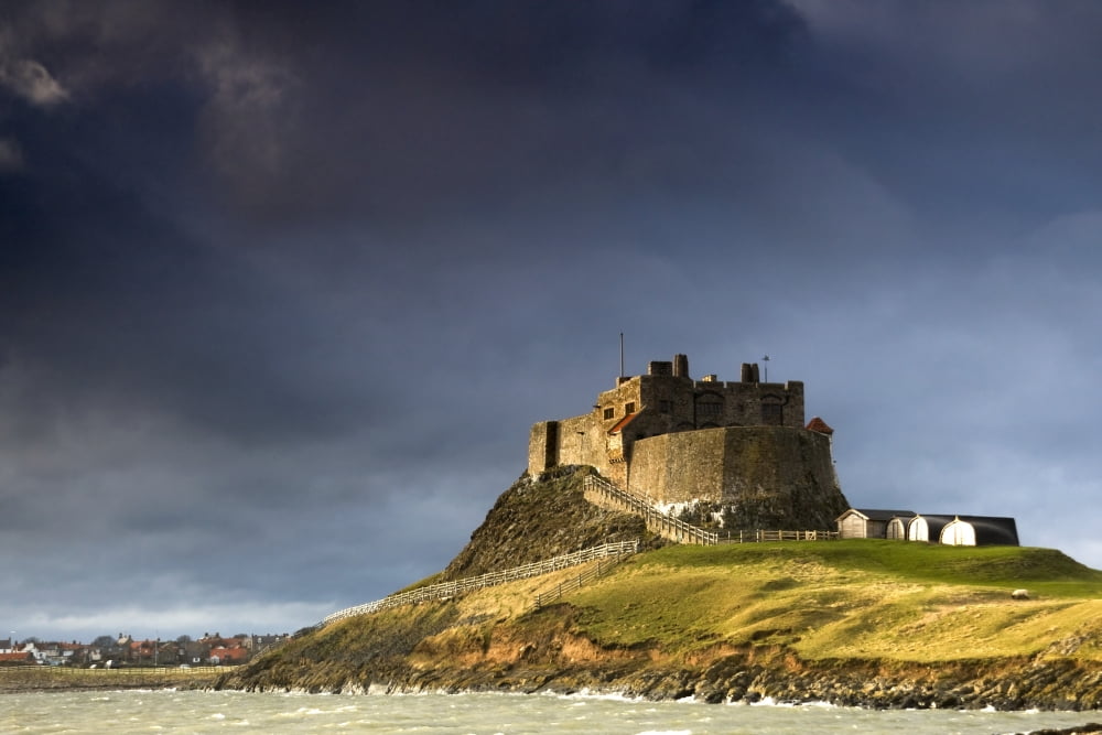 Posterazzi Lindisfarne Castle On A Volcanic Mound Called Beblowe Craig Holy Island Bewick England Canvas Art - John Short Design Pics (34 x 22)