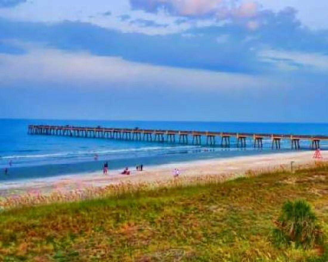 Posterazzi Long pier Canvas Art - Flo Minton (24 x 30)
