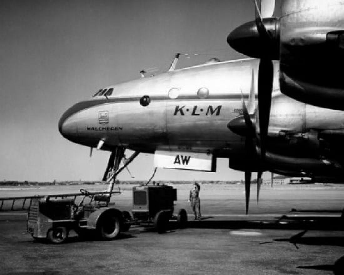 Posterazzi Low angle view of airplane Canvas Art -  (24 x 36)