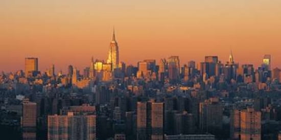 Posterazzi Manhattan Dusk Canvas Art - Richard Berenholtz (24 x 48)