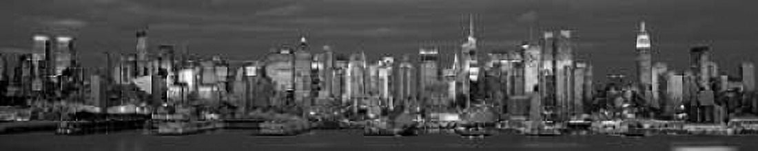 Posterazzi Manhattan Skyline at Dusk NYC Canvas Art - Richard Berenholtz (12 x 36)