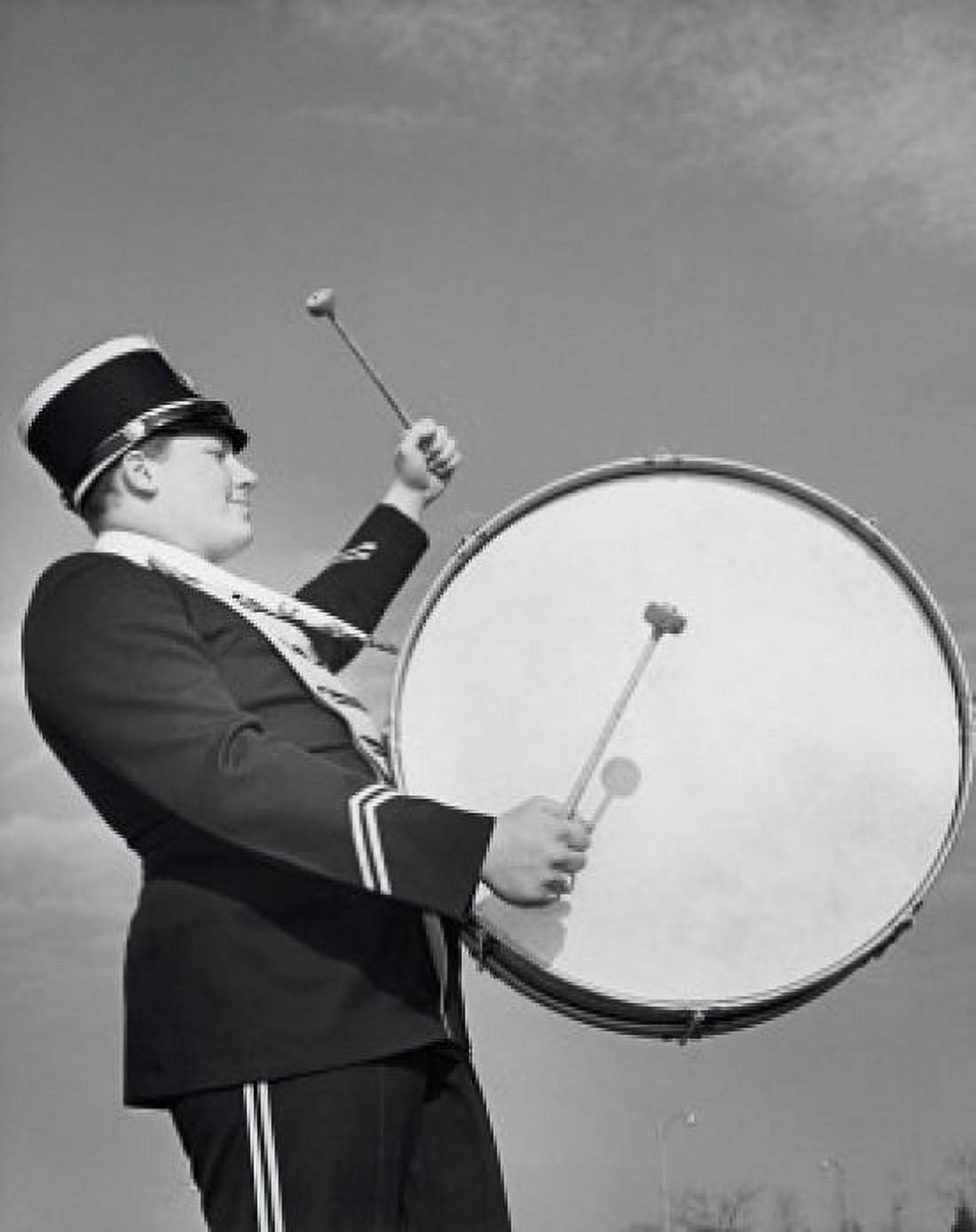 Posterazzi Marching band member playing drum Canvas Art - (24 x 36)