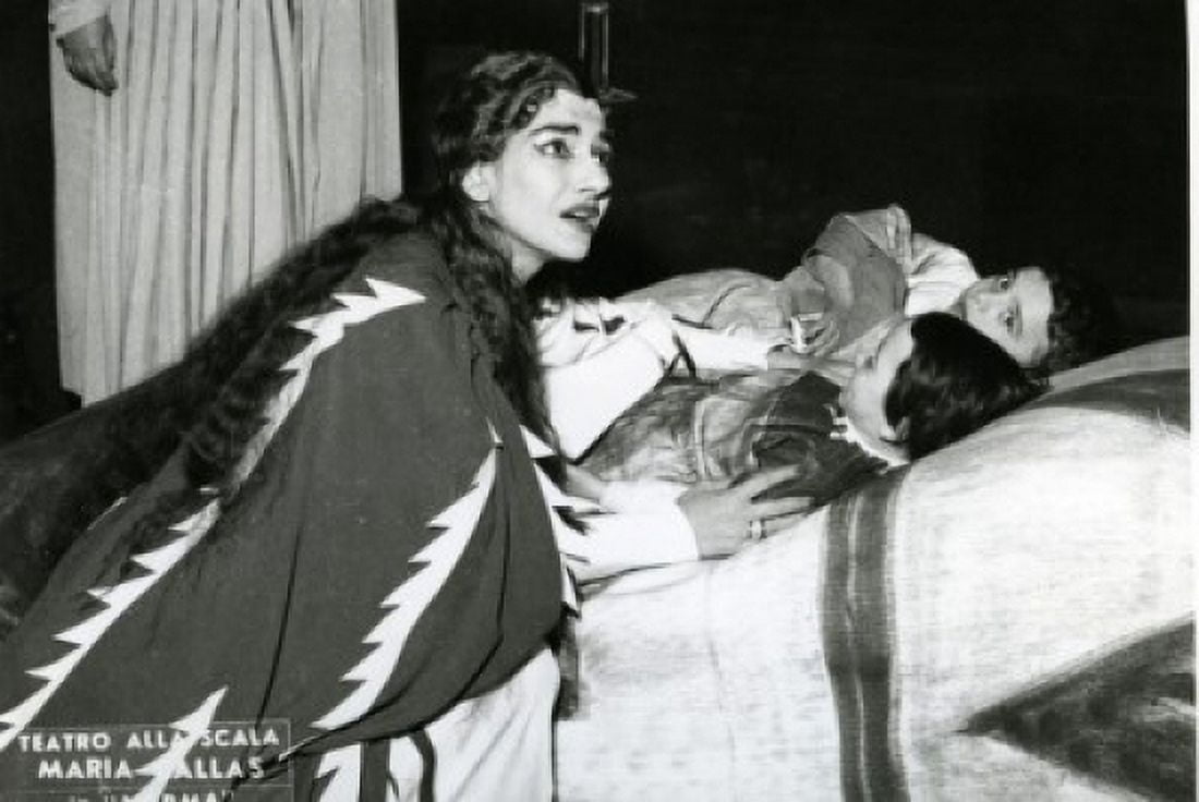 Posterazzi Maria Callas La Scala Theatre Canvas Art - Maria Callas (24 x 36)