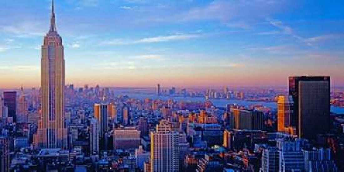 Posterazzi Midtown Manhattan Canvas Art - Richard Berenholtz (10 x 20)