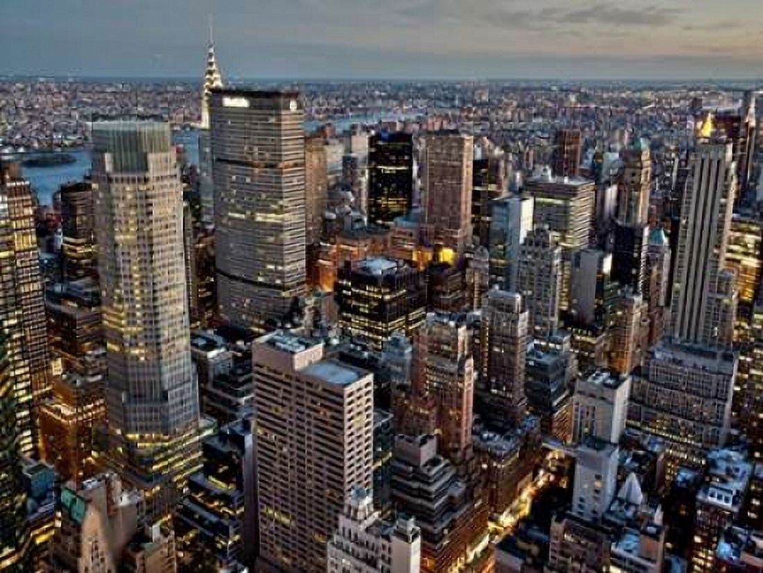 Posterazzi Midtown Manhattan Canvas Art - Vadim Ratsenskiy (22 x 28)