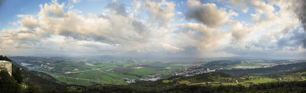 Posterazzi Mount Carmel and Jezreel Valley Israel Canvas Art - Reynold Mainse Design Pics (44 x 13)