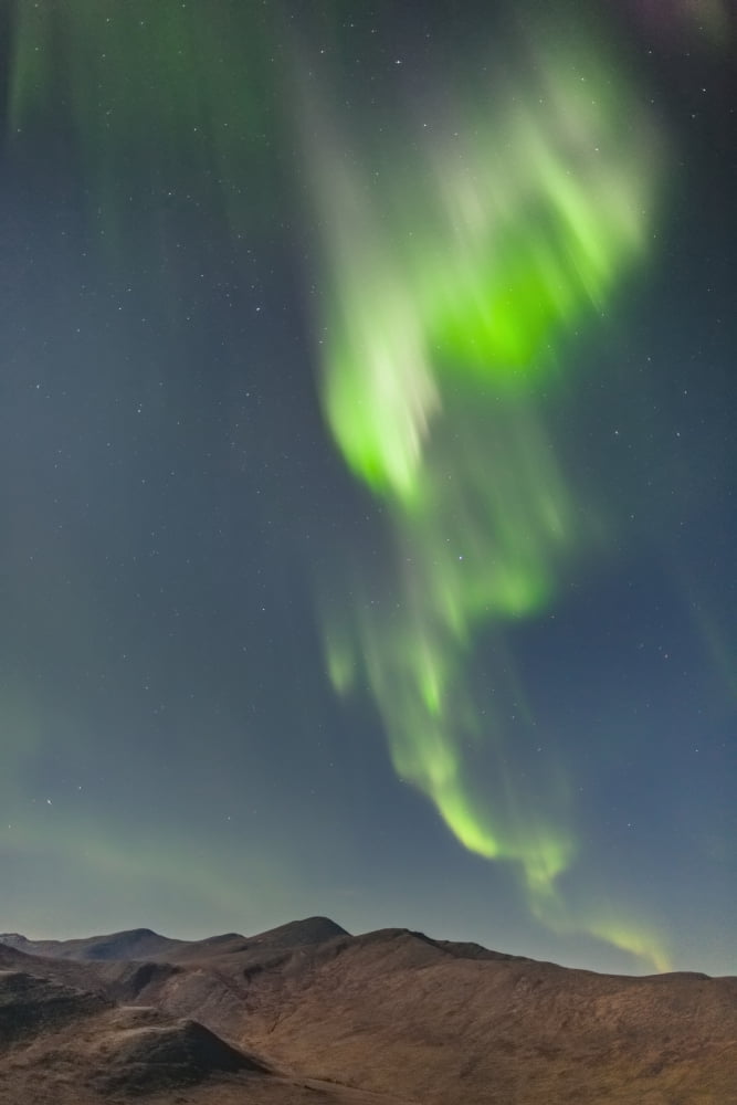 Posterazzi Northern Lights Above Eagle Summit And Pinelle Mountain Range Along The Steese Highway North Of Fairbanks Alaska United States Of America Canvas Art - Kevin Smith Design Pics (24 x 38)