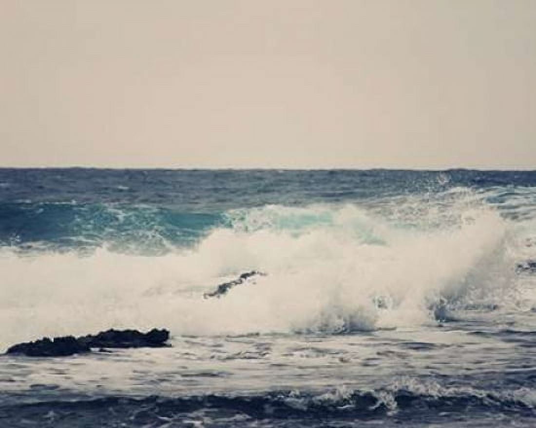 Posterazzi Ocean Blue Canvas Art - Sylvia Coomes (20 x 24)