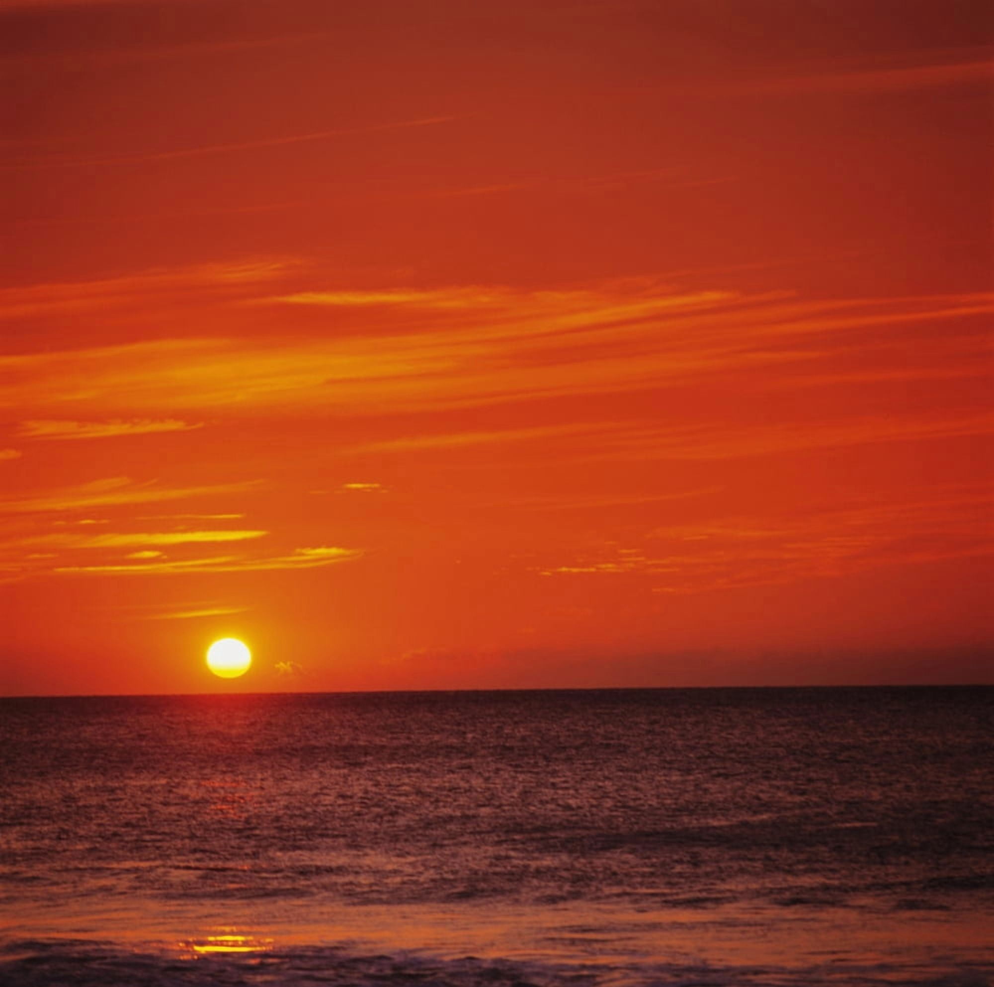 Posterazzi Orange Sunset Over Ocean Water Sunball On Horizon Canvas Art - Kate Turning and Tom Gibson Design Pics (24 x 24)