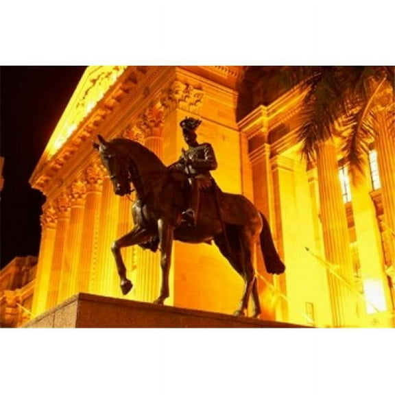 Posterazzi PDDAU01DWA0443 Statue Outside King George Square Brisbane Queensland Australia Print by David Wall