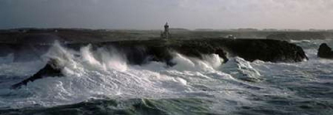 Posterazzi Phare des Poulains Canvas Art - Jean Guichard (24 x 48)