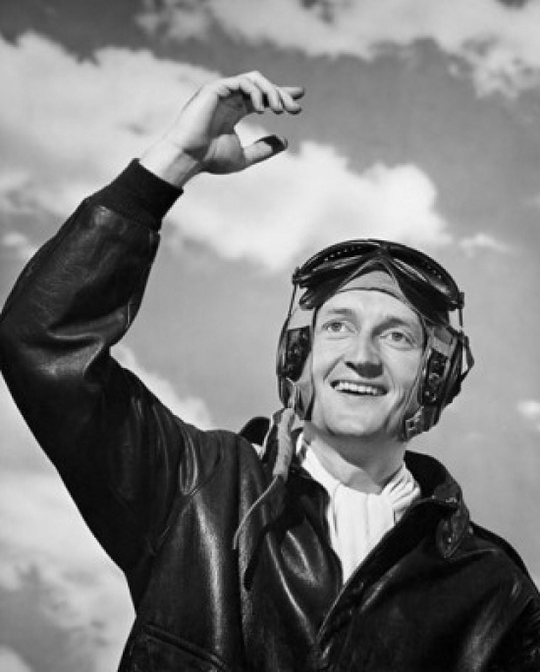 Posterazzi Pilot with his hand raised and smiling Canvas Art - (24 x 36)