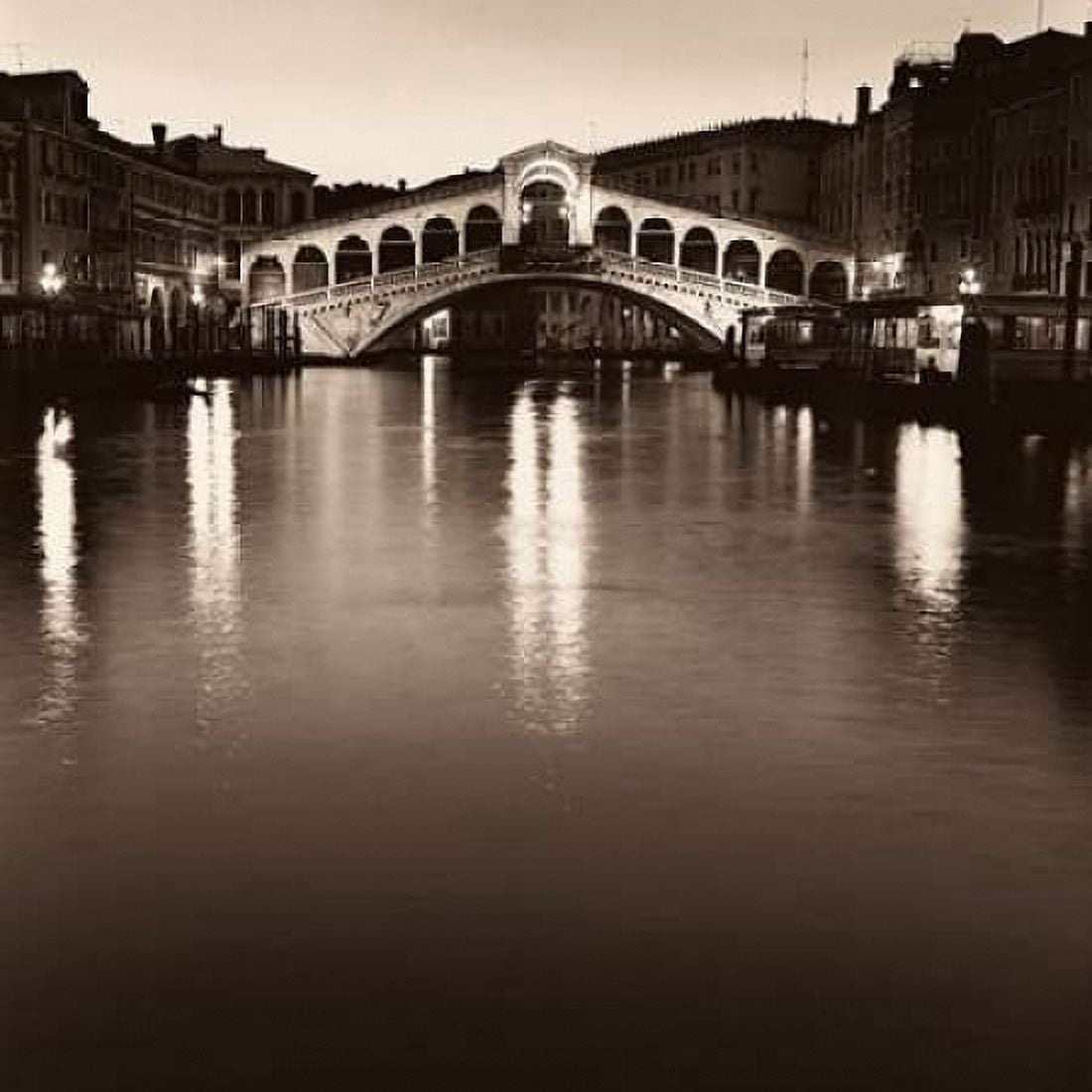 Posterazzi Ponte Rialto di Notte Canvas Art - Alan Blaustein (24 x 24)