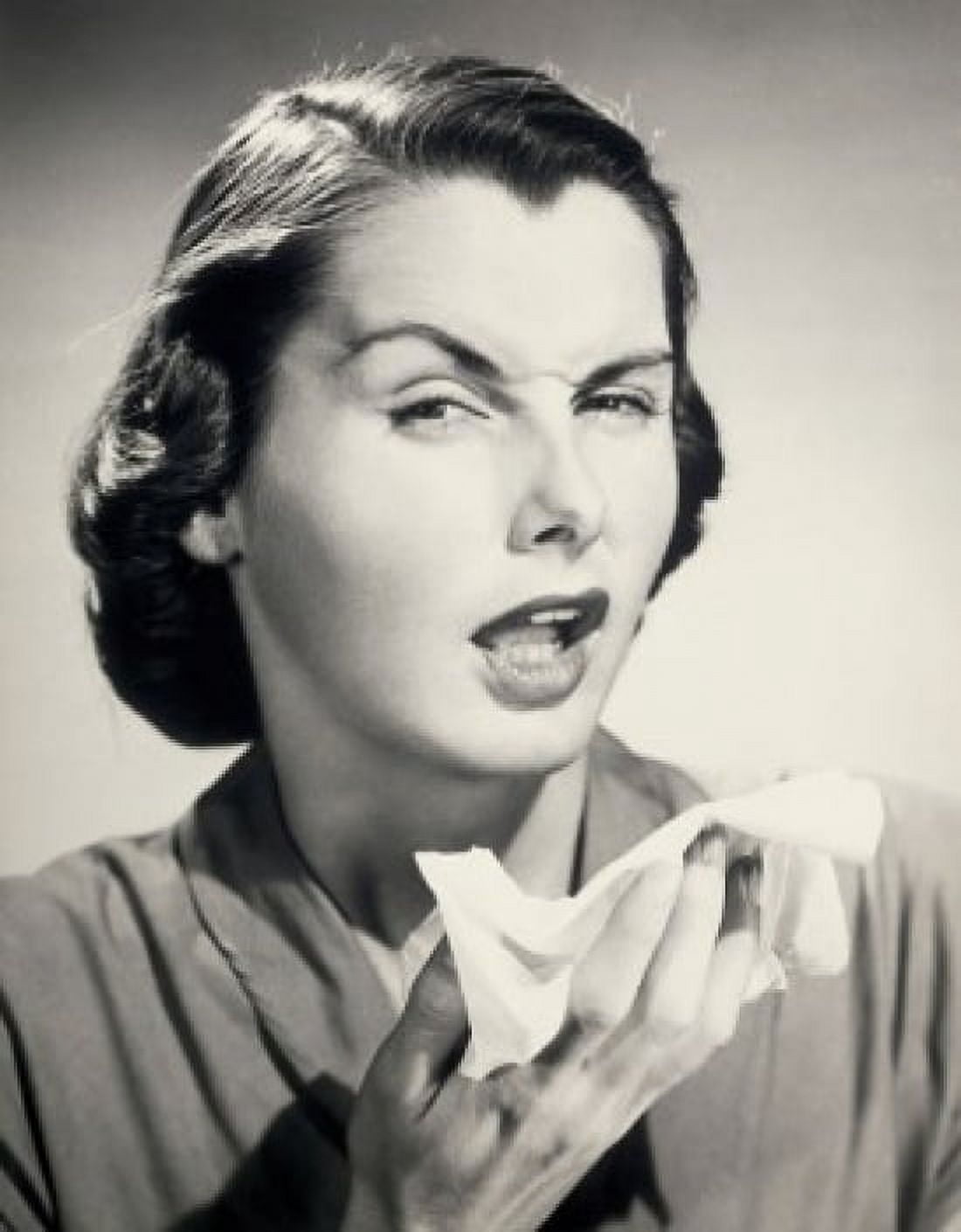 Posterazzi Portrait of a mid adult woman sneezing Canvas Art - (24 x 36)