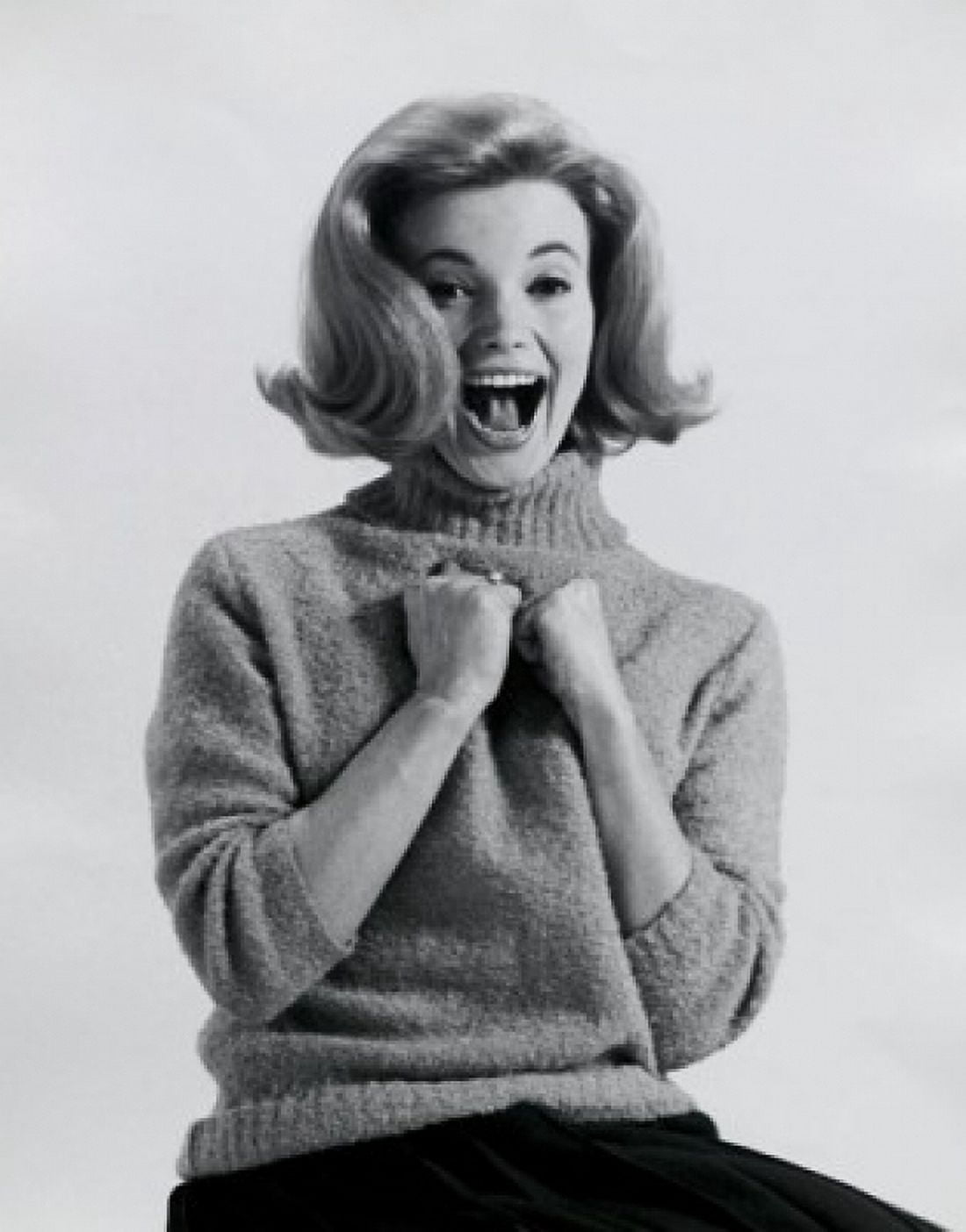 Posterazzi Portrait of a young woman looking surprised Canvas Art - (24 x 36)