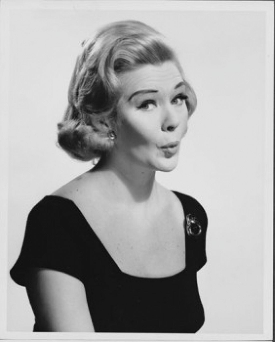 Posterazzi Portrait of a young woman puckering Canvas Art -  (24 x 36)