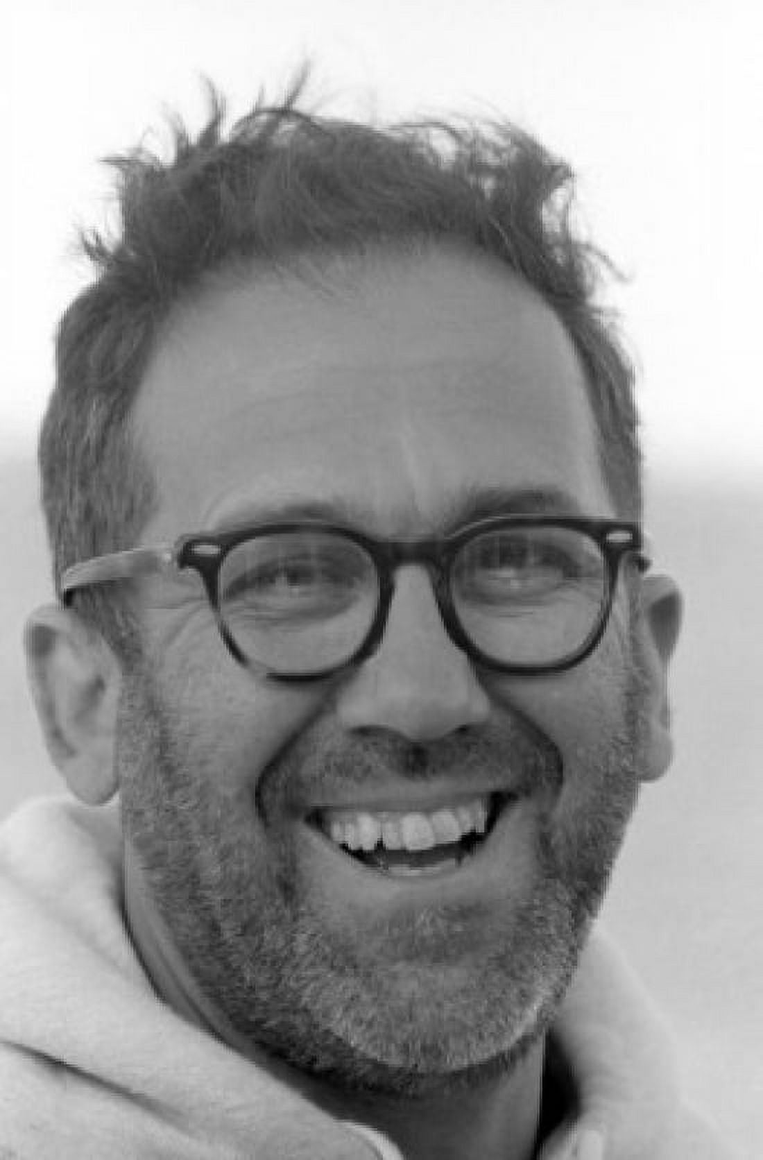 Posterazzi Portrait of man wearing glasses smiling Canvas Art -  (24 x 36)