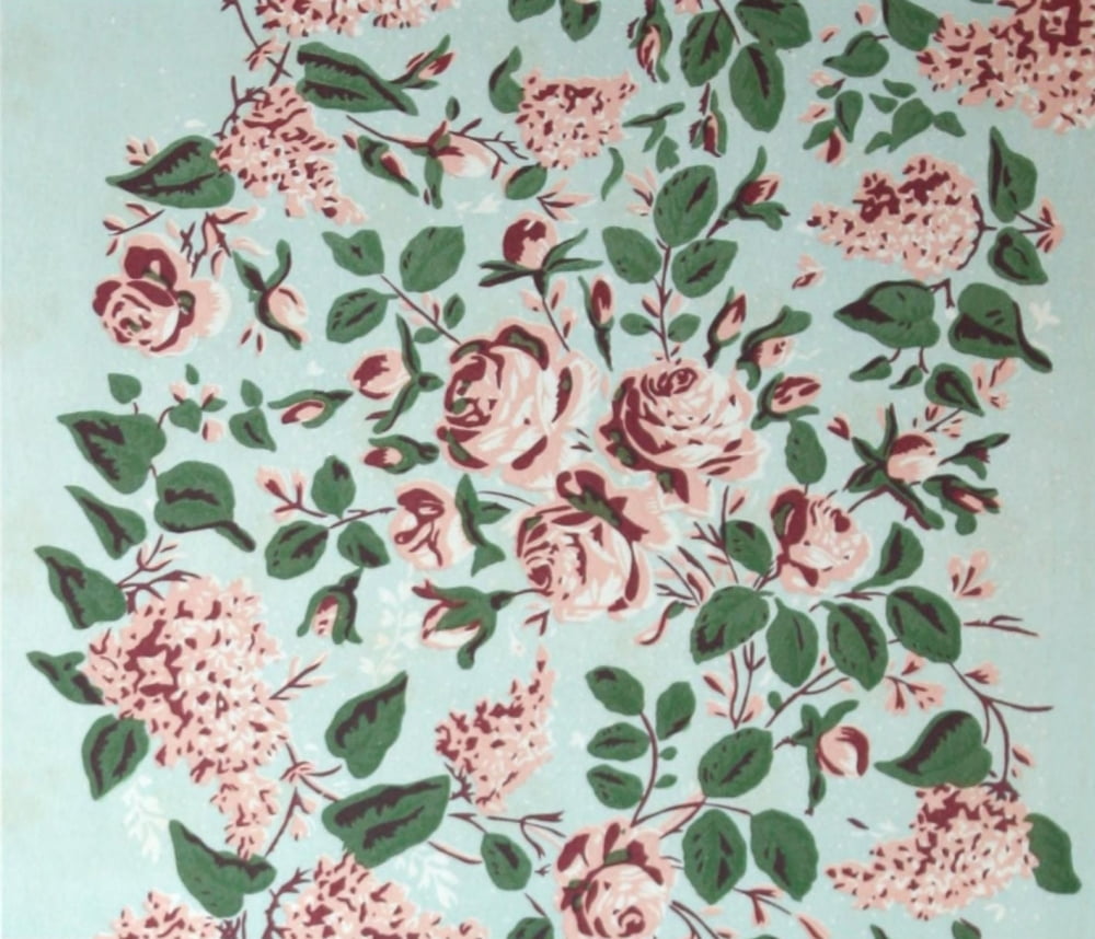 Posterazzi Re-creating old American designs in wall paper 1941 Lilacs & Roses Canvas Art - Nancy McClelland (24 x 36)