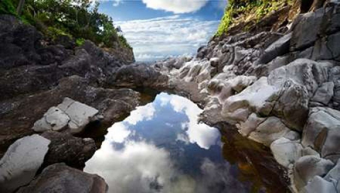 Posterazzi Reflecting Ravine Canvas Art - Bruce Nawrocke (24 x 36)