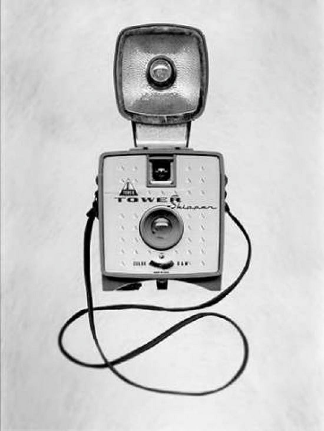 Posterazzi Retro Point and Shoot - 15 Canvas Art - Alan Blaustein (18 x 24)