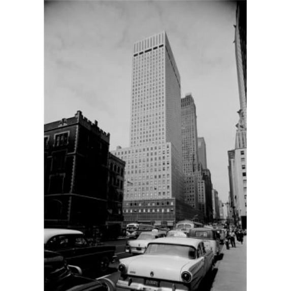 Posterazzi SAL255422279 USA New York City Socony Mobile Building 42nd Street & 3rd Avenue Poster Print - 18 x 24 in.