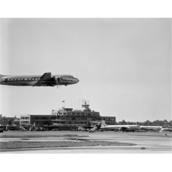 Posterazzi SAL255424695 USA New York La Guardia Airport Landing Plane Poster Print - 18 x 24 in.