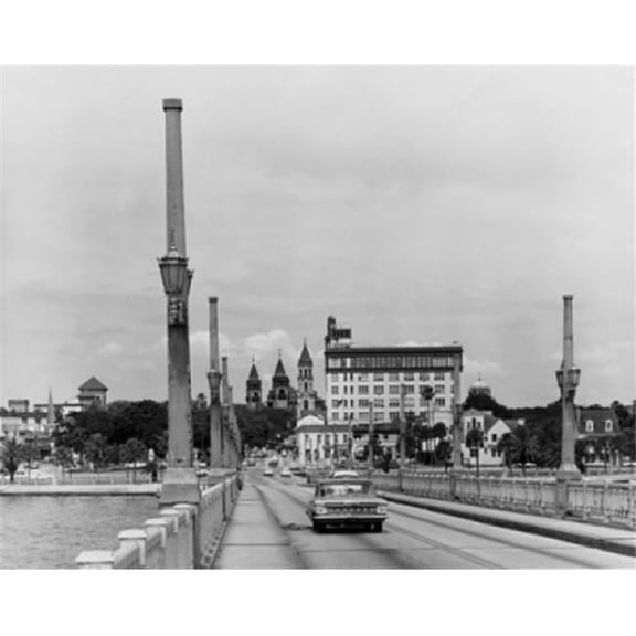 Posterazzi SAL25546052 USA Florida St. Augustine Car on Bridge of Lions Poster Print - 18 x 24 in.