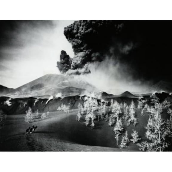 Posterazzi SAL9903261 Smoke Erupting From a Volcano Paricutin Michoacan State Mexico Poster Print - 18 x 24 in.