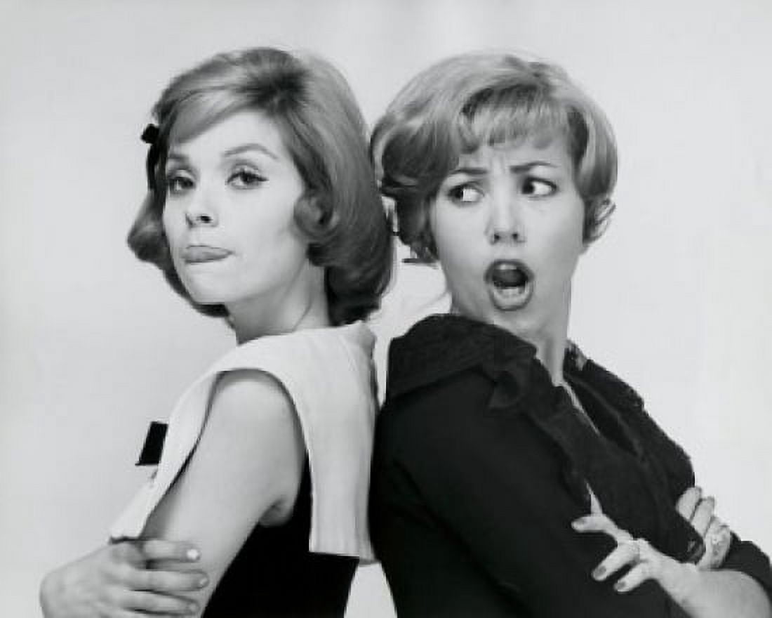 Posterazzi Side profile of two young women standing back to back and arguing with each other Canvas Art - (24 x 36)