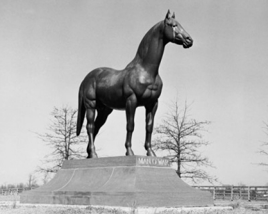 Posterazzi Statue of a horse Man o War Kentucky Horse Park Lexington Kentucky USA Canvas Art -  (24 x 36)