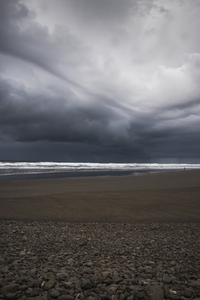 Posterazzi Storm clouds loom over the beach Seaside Oregon United States of America Canvas Art - Robert L Potts  Design Pics (24 x 38)