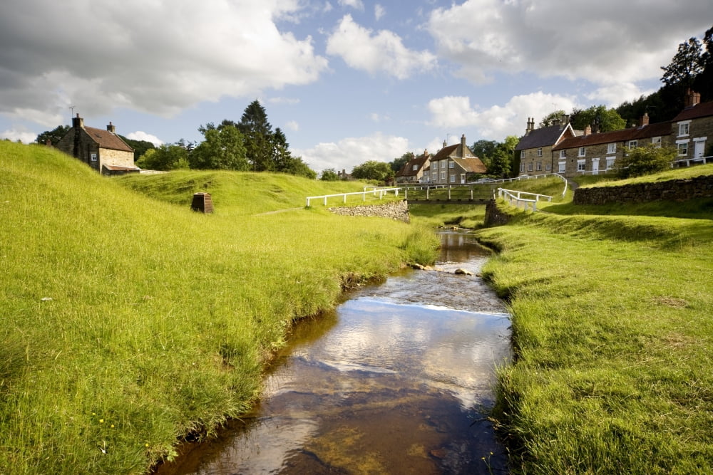 Posterazzi Stream By A Village North Yorkshire England Canvas Art - John Short  Design Pics (36 x 24)