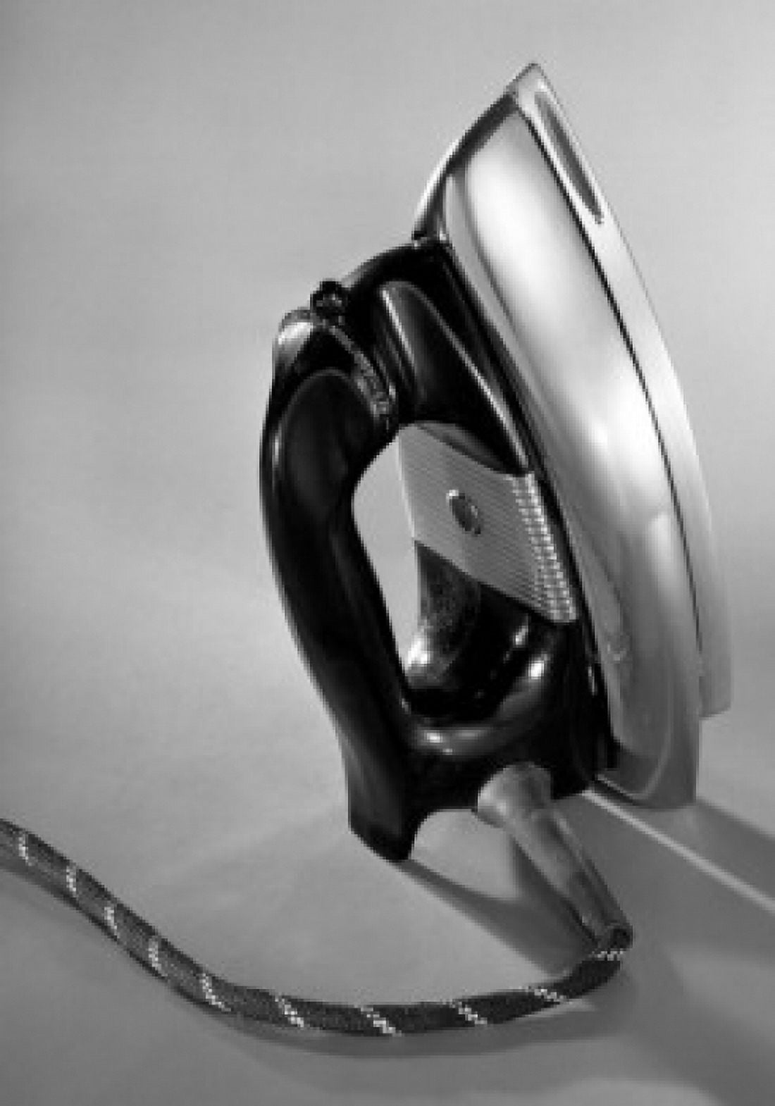 Posterazzi Studio shot of iron Canvas Art -  (24 x 36)