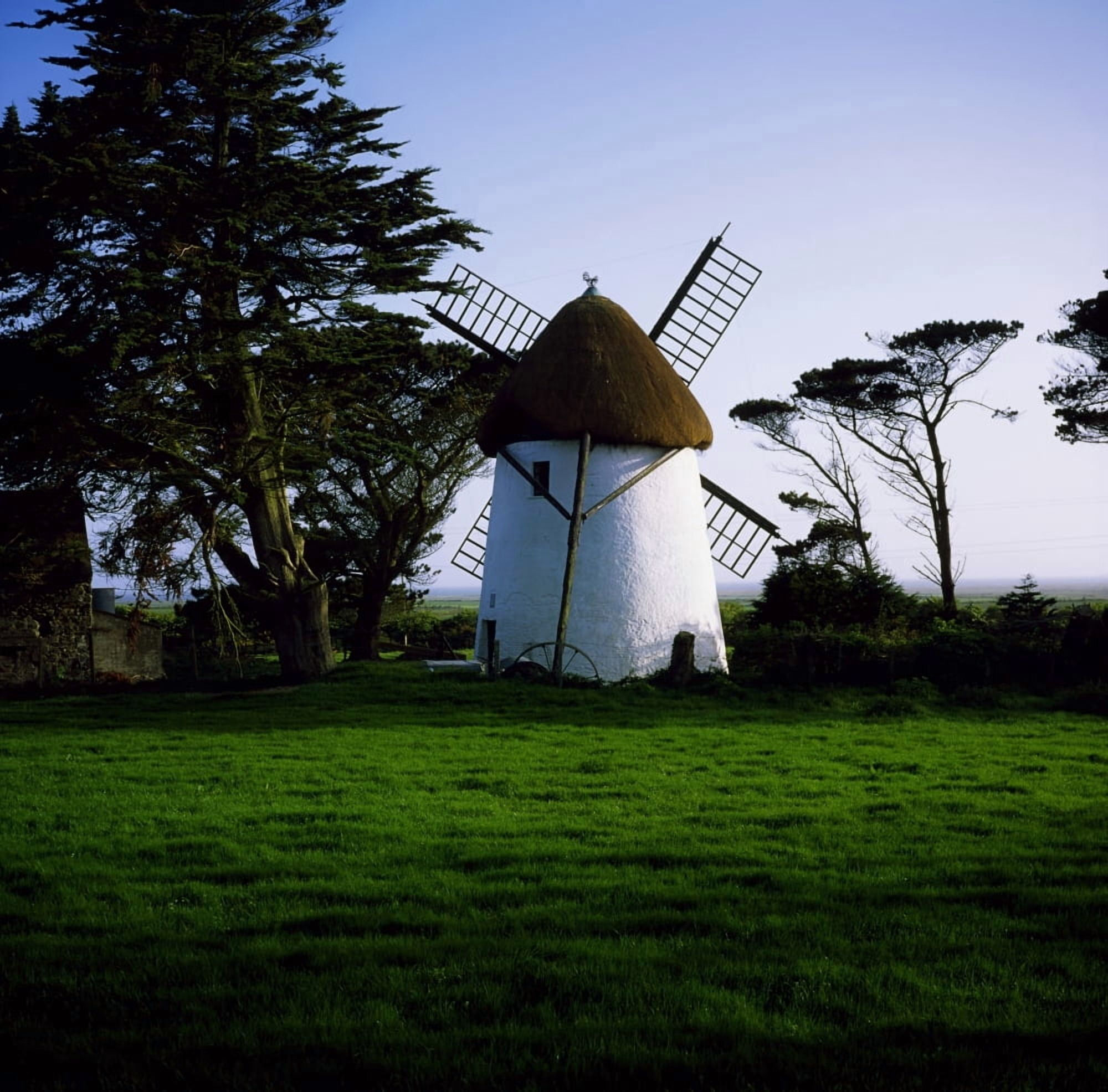 Posterazzi Tacumshane Windmill Co Wexford Ireland Canvas Art - The Irish Image Collection Design Pics (24 x 24)