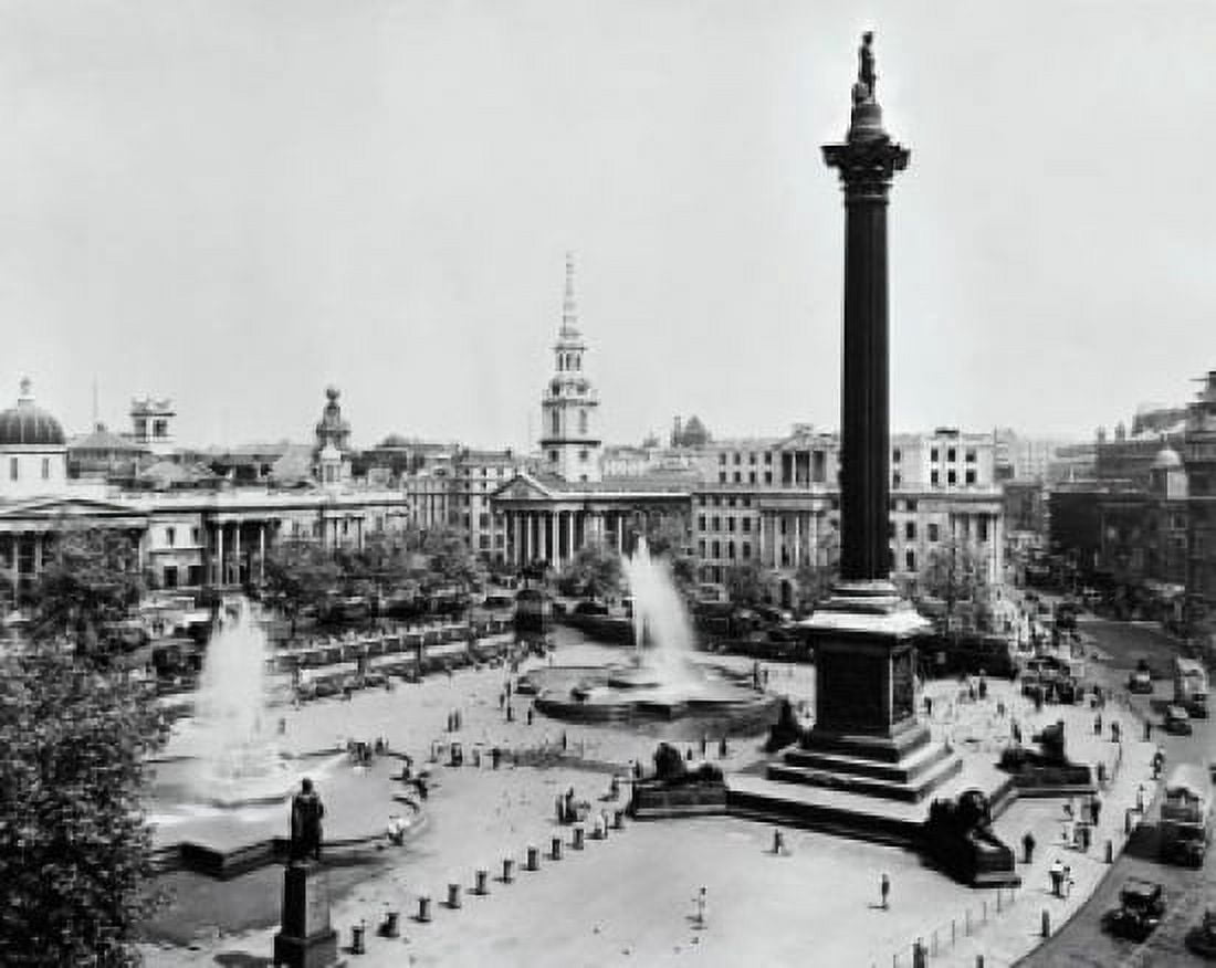 Posterazzi Trafalgar Square London England Canvas Art - (24 x 36)