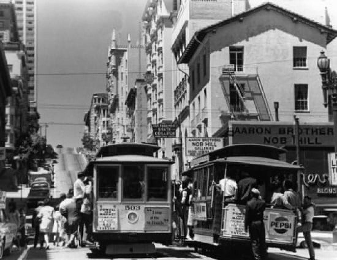 Posterazzi USA California San Francisco street scene 1950s Canvas Art - (24 x 36)
