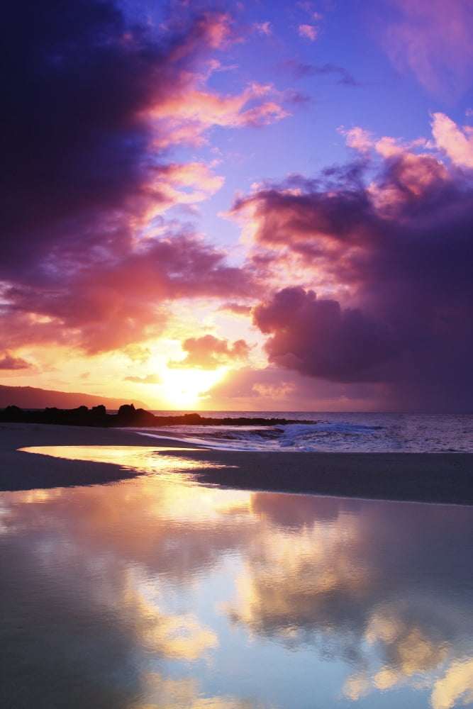Posterazzi USA Hawaii Beautiful Sunset Oahu Canvas Art - Vince Cavataio Design Pics (24 x 38)