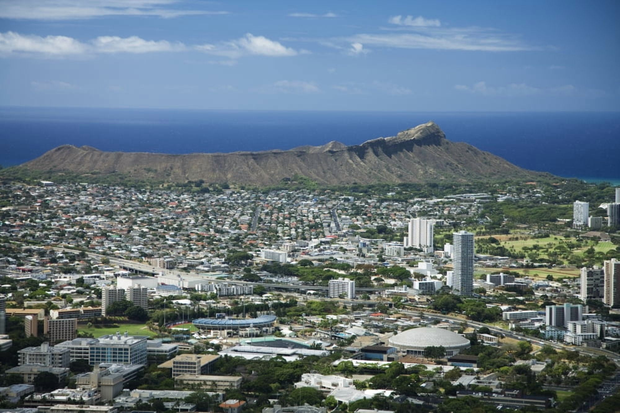 Posterazzi USA Hawaii Oahu Diamond Head And Waikiki From Tantalus Waikiki Canvas Art - Peter French Design Pics (34 x 22)