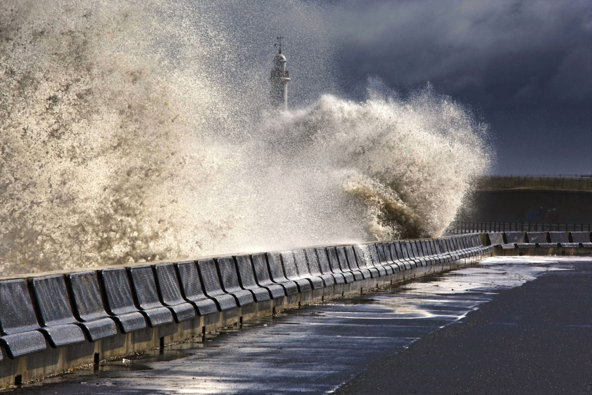 Posterazzi Waves Crushing Against Barrier Sunderland Tyne And Wear England Canvas Art - John Short Design Pics (34 x 22)