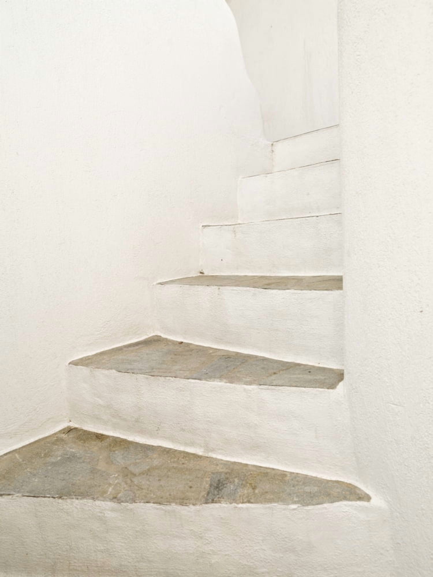 Posterazzi White Stairs Canvas Art - Keith Levit Design Pics (26 x 36)