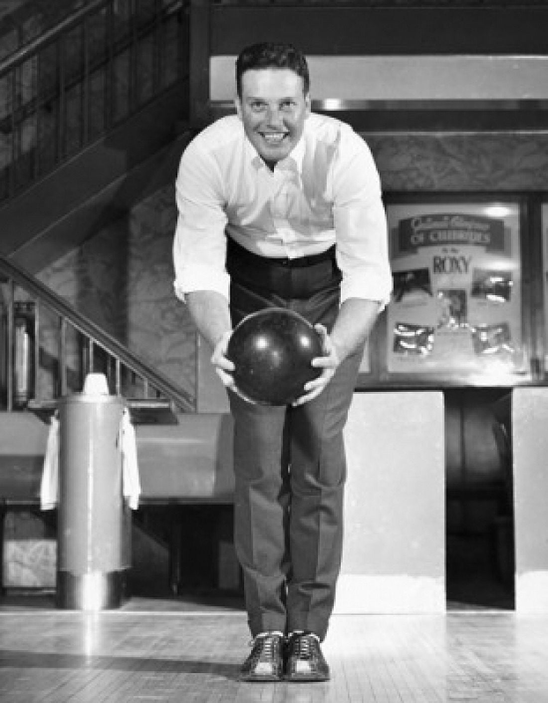 Posterazzi Young adult man bowling Canvas Art - (24 x 36)