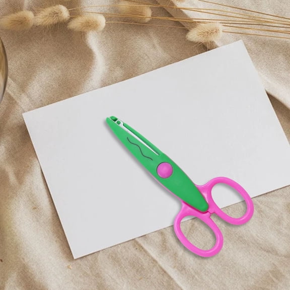 Postmark Pattern Decorative Edge Craft Scissors, Plastic Paper Cutting Shears for Scrapbooking Paper Craft Handmade Art